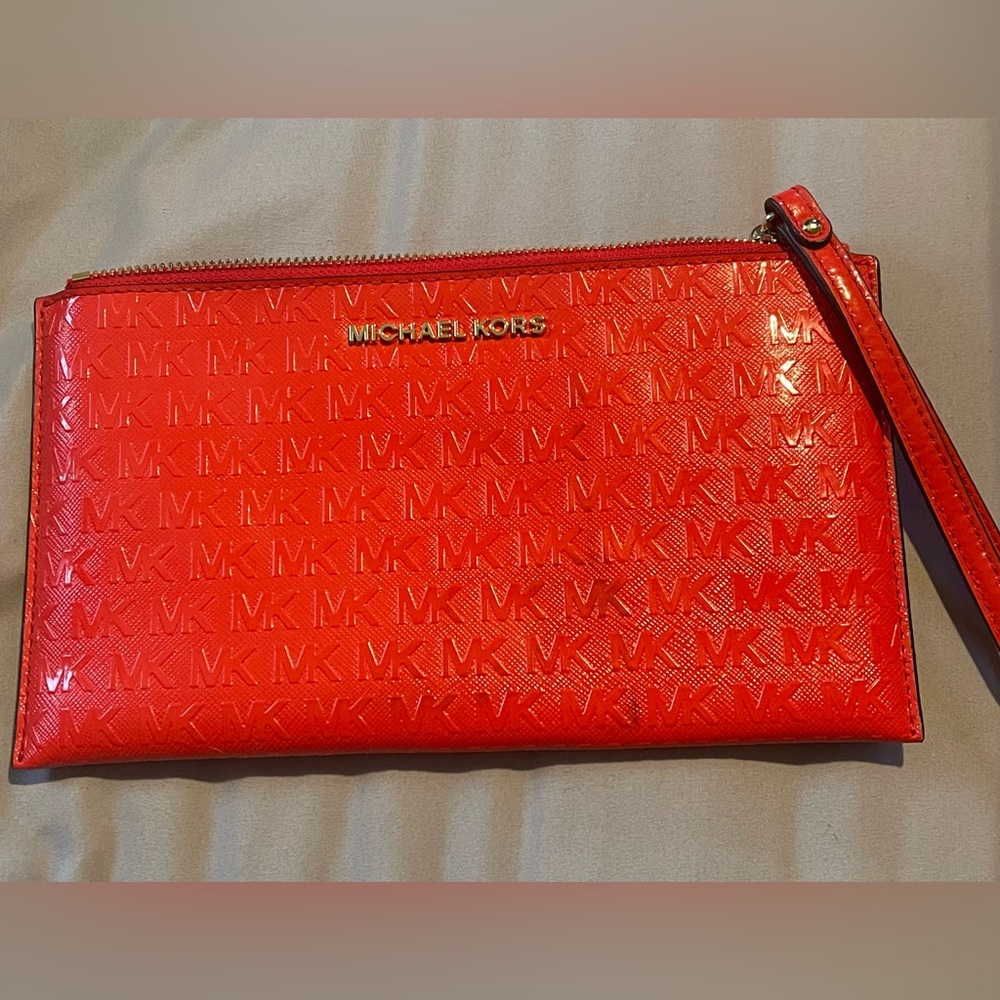 Michael Kors Wristlet